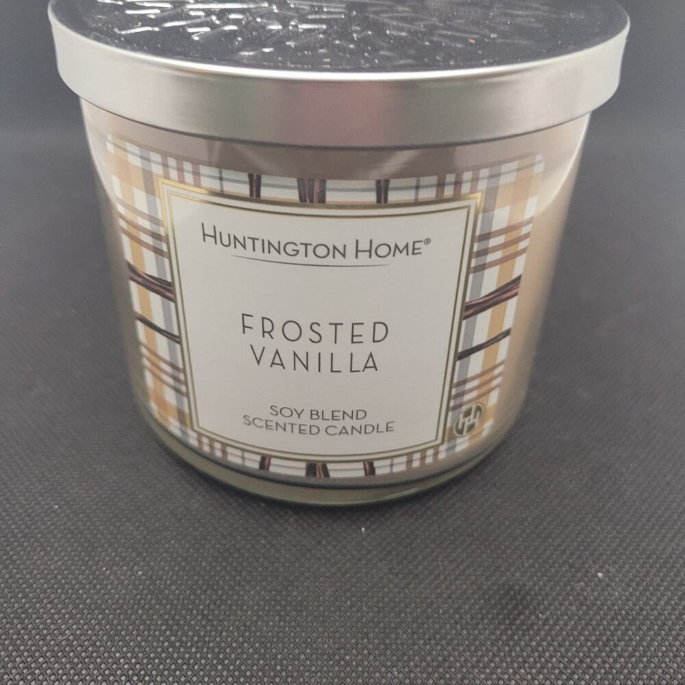 Huntington Home Frosted Vanilla Soy Blend Candle 3 Wick Plaid Jar 14 oz
